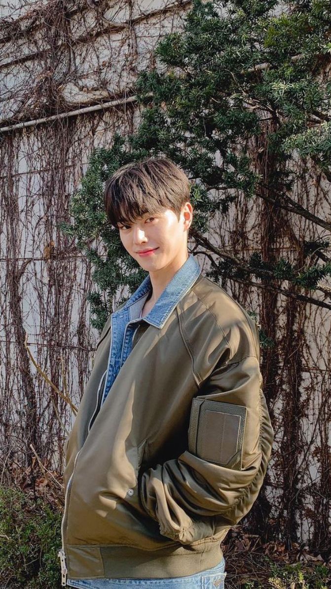 Song Kang Modeling